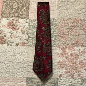 Vintage Roberts David Alan Flint Paisley Red Tie